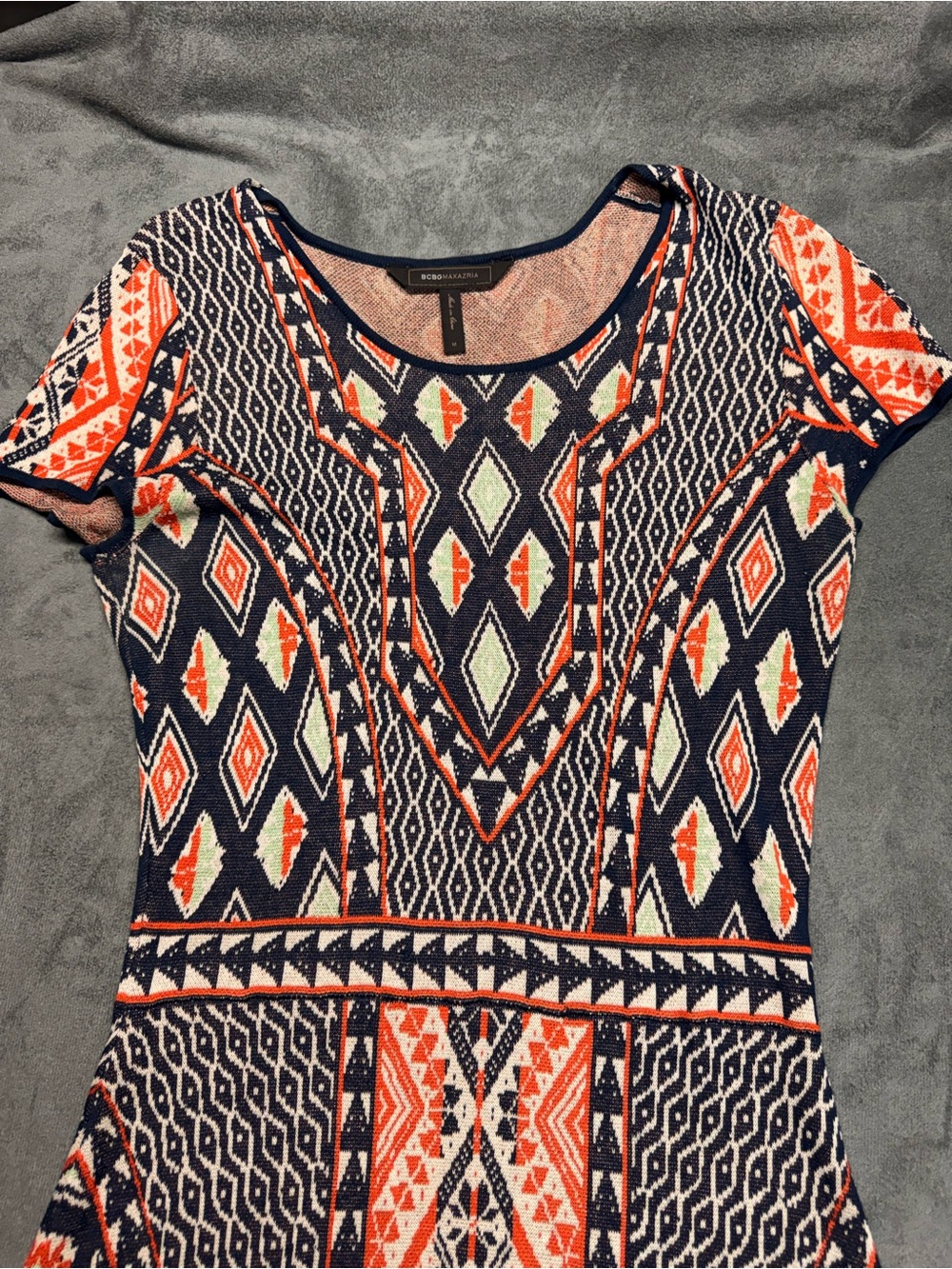 BCBGMaxAzria “Kayla” Silk Knit Coral & Navy Geometric Short-Sleeve Midi Dress - Picture 9 of 11